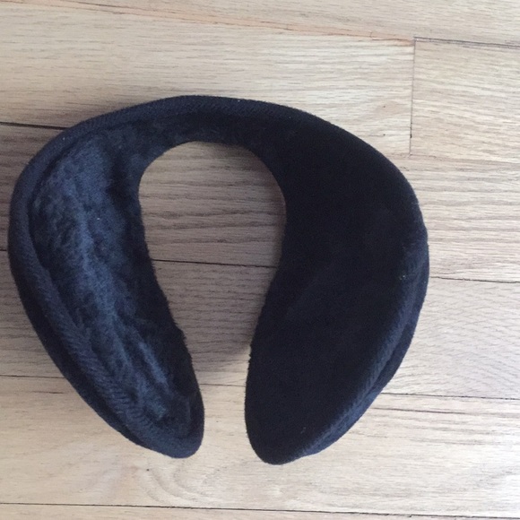 ❗️FREE W/ ANY PURCHASE $25🆙❗️NEW warm earmuffs 🤗 - Picture 2 of 2